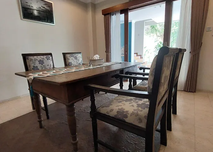 Omatha Village 3* Denpasar
