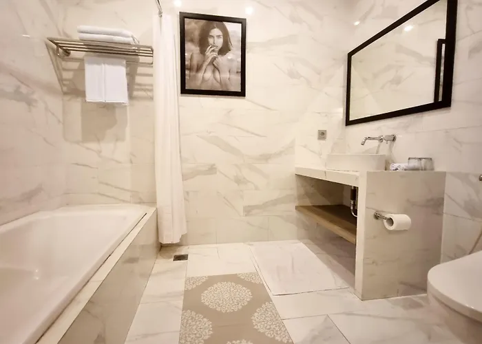 Apart Otel Omatha Village Denpasar
