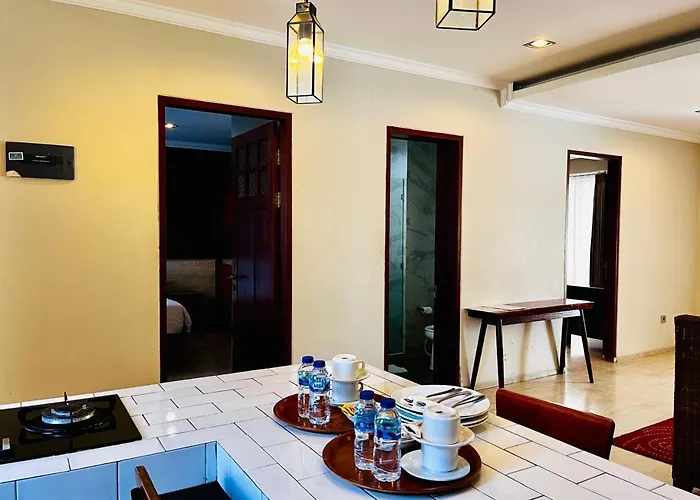 Omatha Village Apartahotel 3*