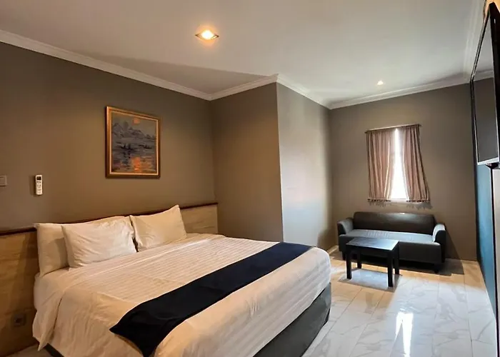 Omatha Village Apartahotel 3*
